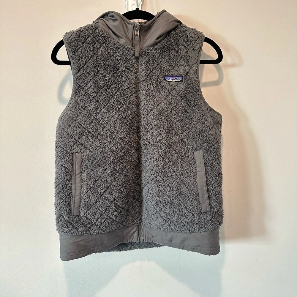 Patagonia Women’s Los Gatos Hooded Fleece Vest - Picture 2 of 8
